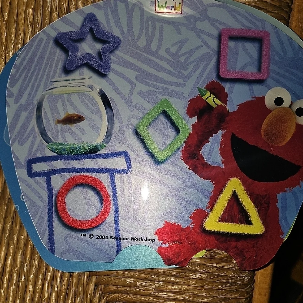 Fisher-Price InteracTV DVD with Dora, SpongeBob and Elmo And Yellow Case